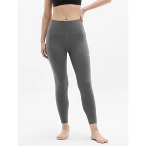 NWOT Athleta Salutation Stash Pocket Tight Gray 7/8 High Rise Leggings, Size XS
